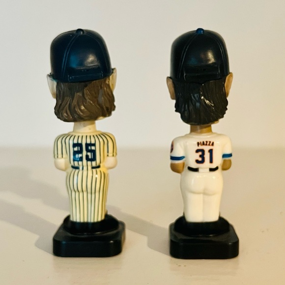 Jason Giambi & Mike Piazza 3” Mini Bobbleheads, Post Cereal (2002) - Picture 2 of 2